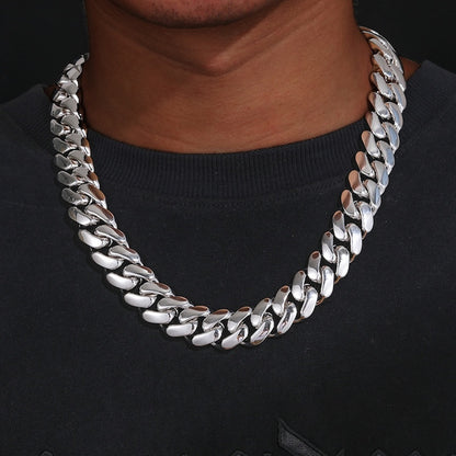 rapper's big cuban chain necklace 18k
