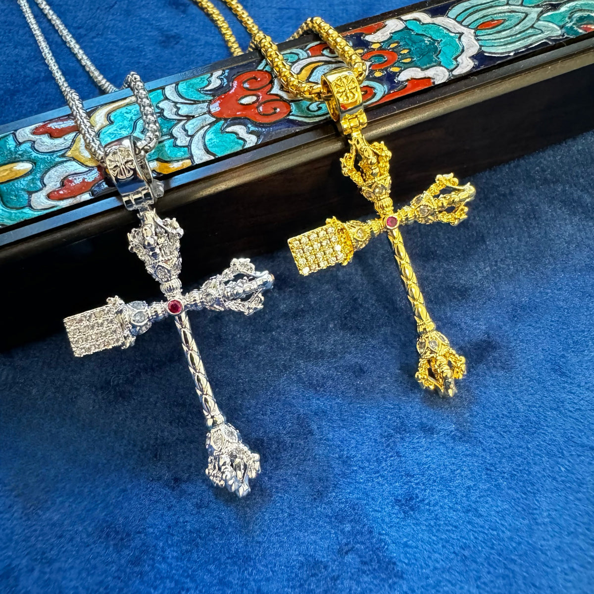 RULE YOUR PATH | Scepter Cross Pendant Necklace