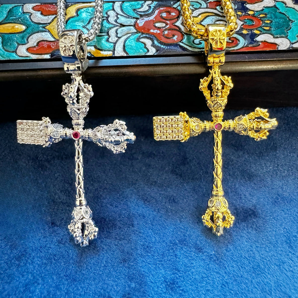 RULE YOUR PATH | Scepter Cross Pendant Necklace