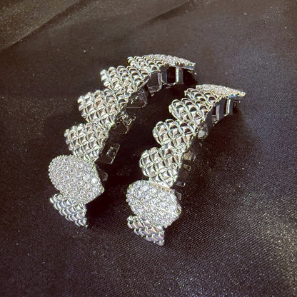 CUT DIFFERENT | 14K Gold Plated Fang Grillz Set