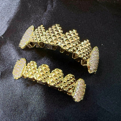 CUT DIFFERENT | 14K Gold Plated Fang Grillz Set