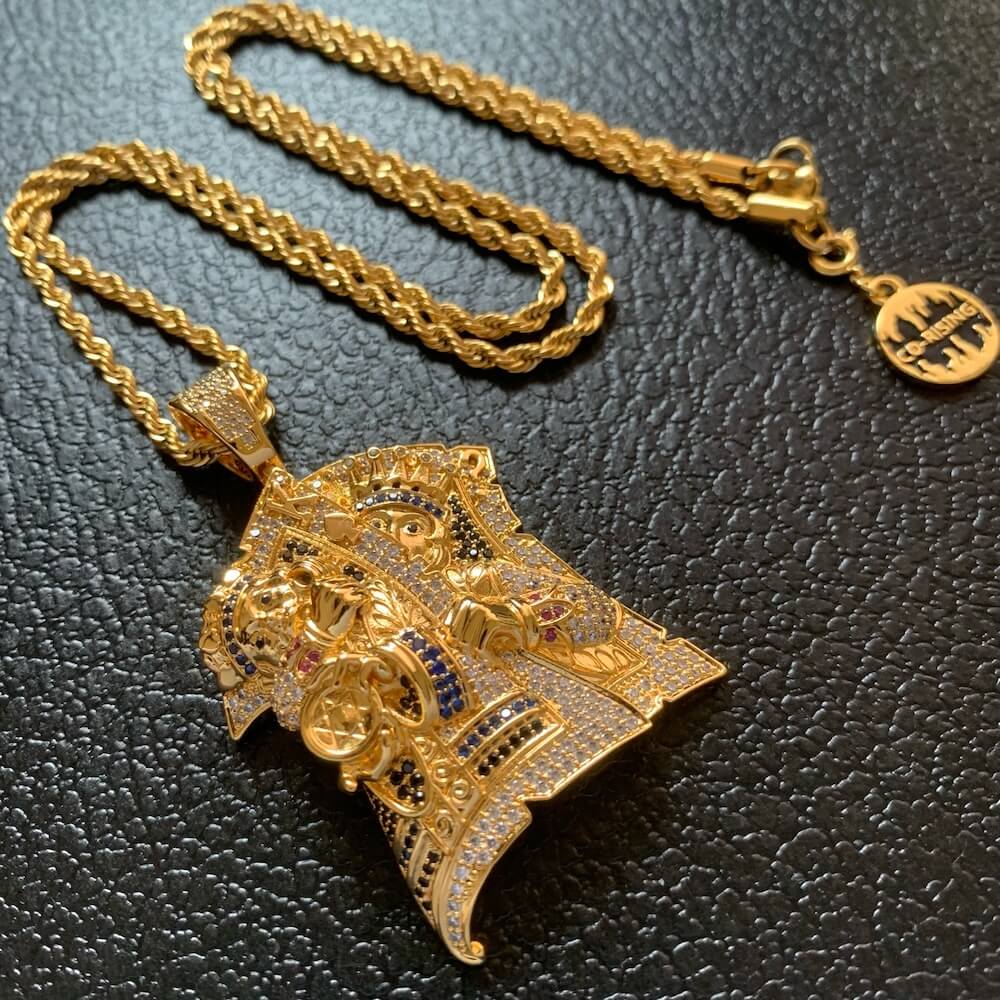 18k gold playing card pendant necklace