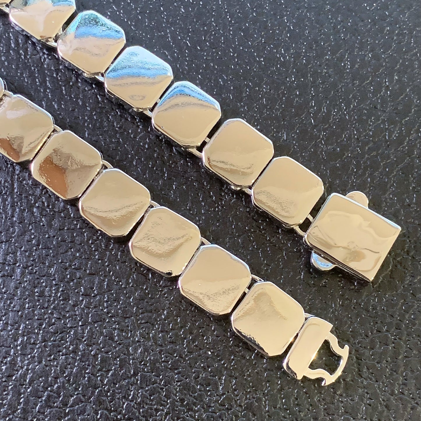 CROSS THE LINE | 12mm Iced Baguette Tennis Chain
