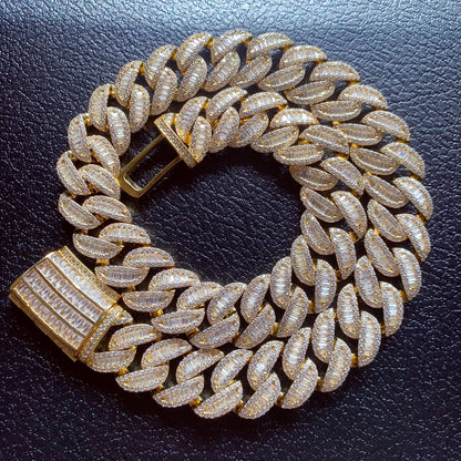 BEND THE RULES | 20mm Arc Baguette Cuban Chain