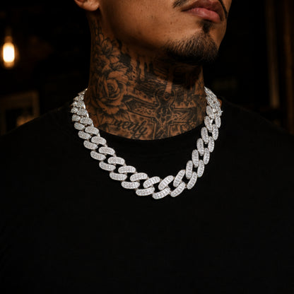 RAISE THE BAR | 28mm Iced Out Cuban Chain