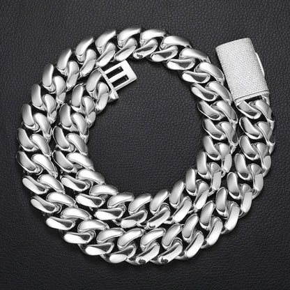 HEAVY PRESENCE | 18mm High-Polish Cuban Chain