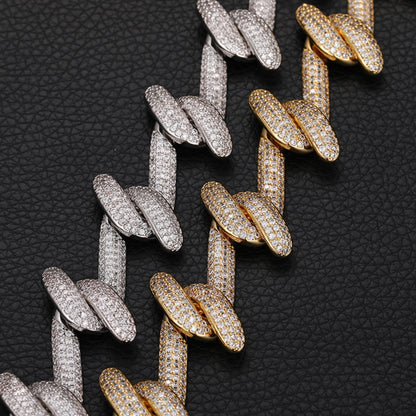 HOOKED ON MOTION | 23mm Iced Interlocking Link Chain