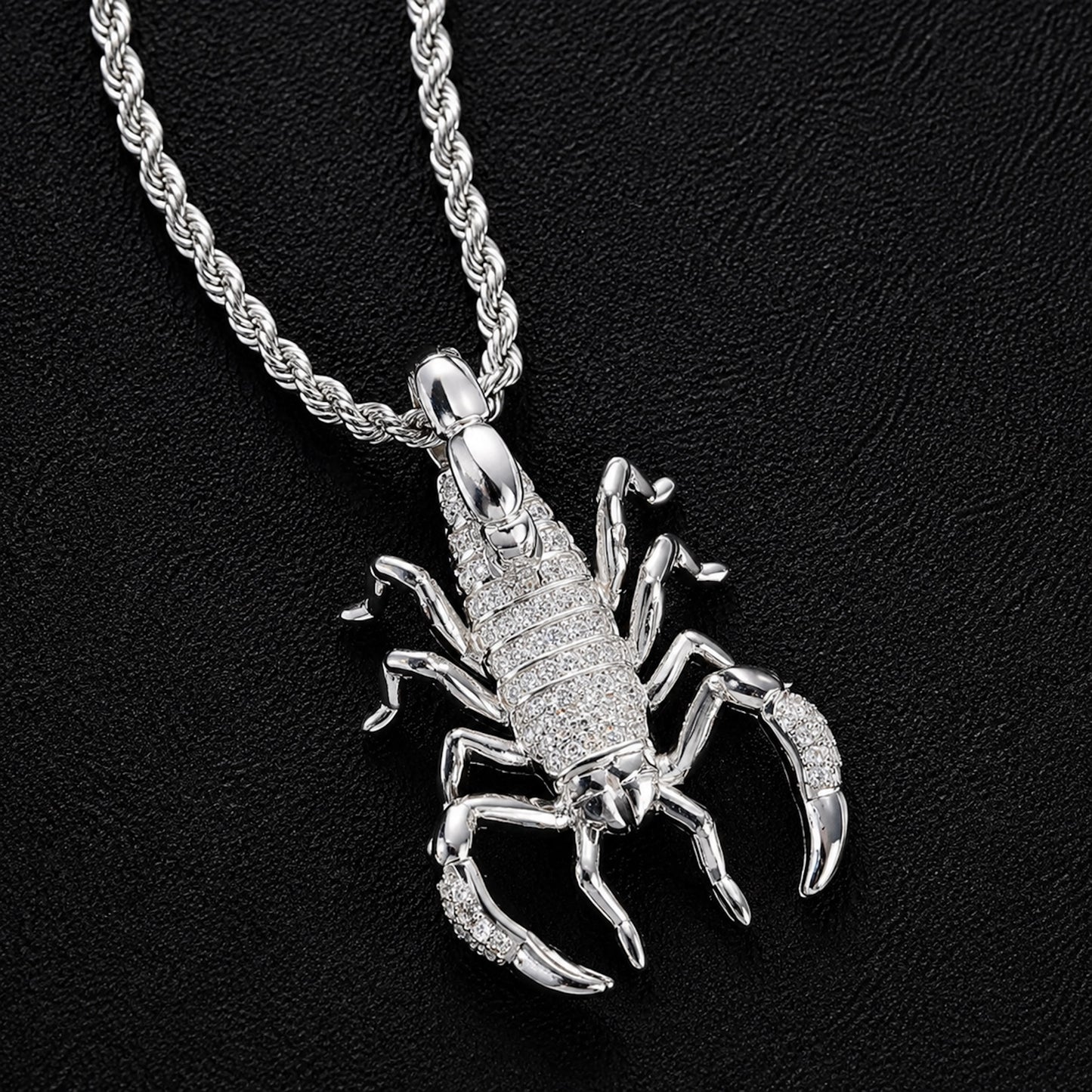 Scorpion Medallion Pendant Necklace – Premium CZ Streetwear Jewelry