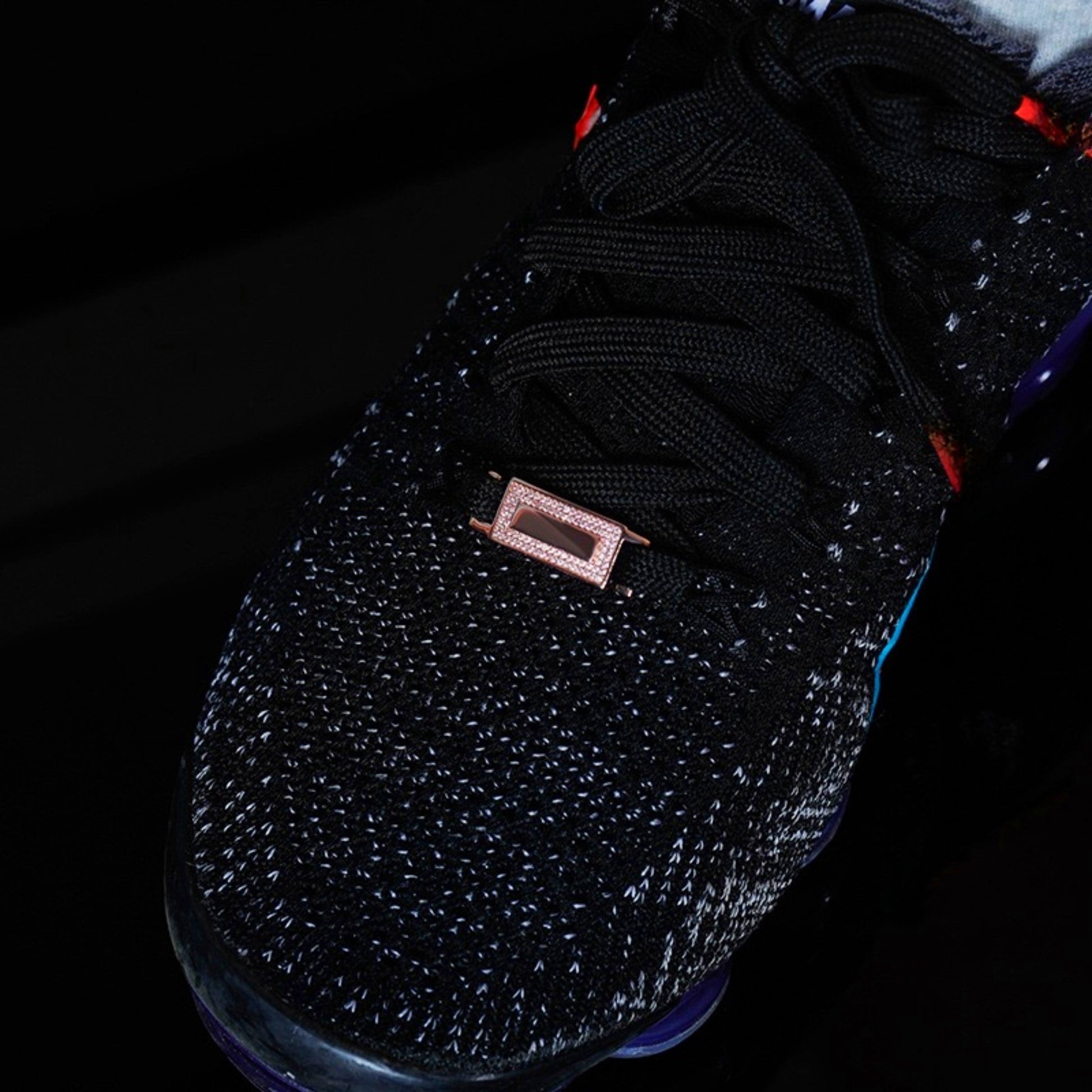 ICEDIAMOND rose gold PURE FORM clip-on sneaker jewelry installed on shoelaces
