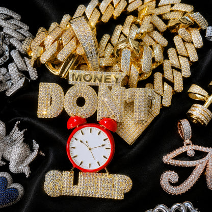 MAKE TODAY COUNT pendant paired with a 20mm * 20 in Cuban link chain