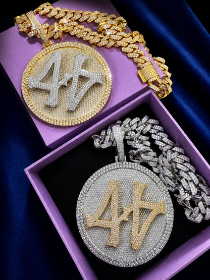 ICEDIAMOND TURN THE GAME pendant presented as a premium gift for men.
