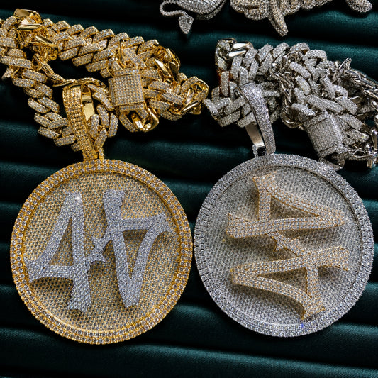 ICEDIAMOND TURN THE GAME Jumbo 44 spinner pendant necklace with 14k gold and white finished.
