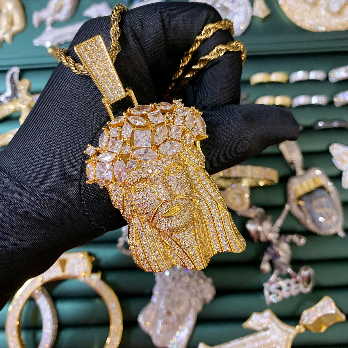 ICEDIAMOND CROWN YOUR FAITH gold Jesus head pendant necklace with cubic zirconia
